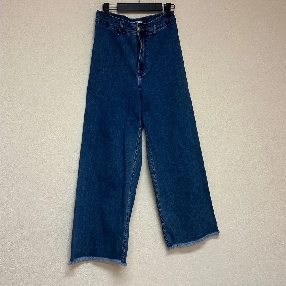 Blue Wide-Leg Cropped Jeans - Picture 2 of 4